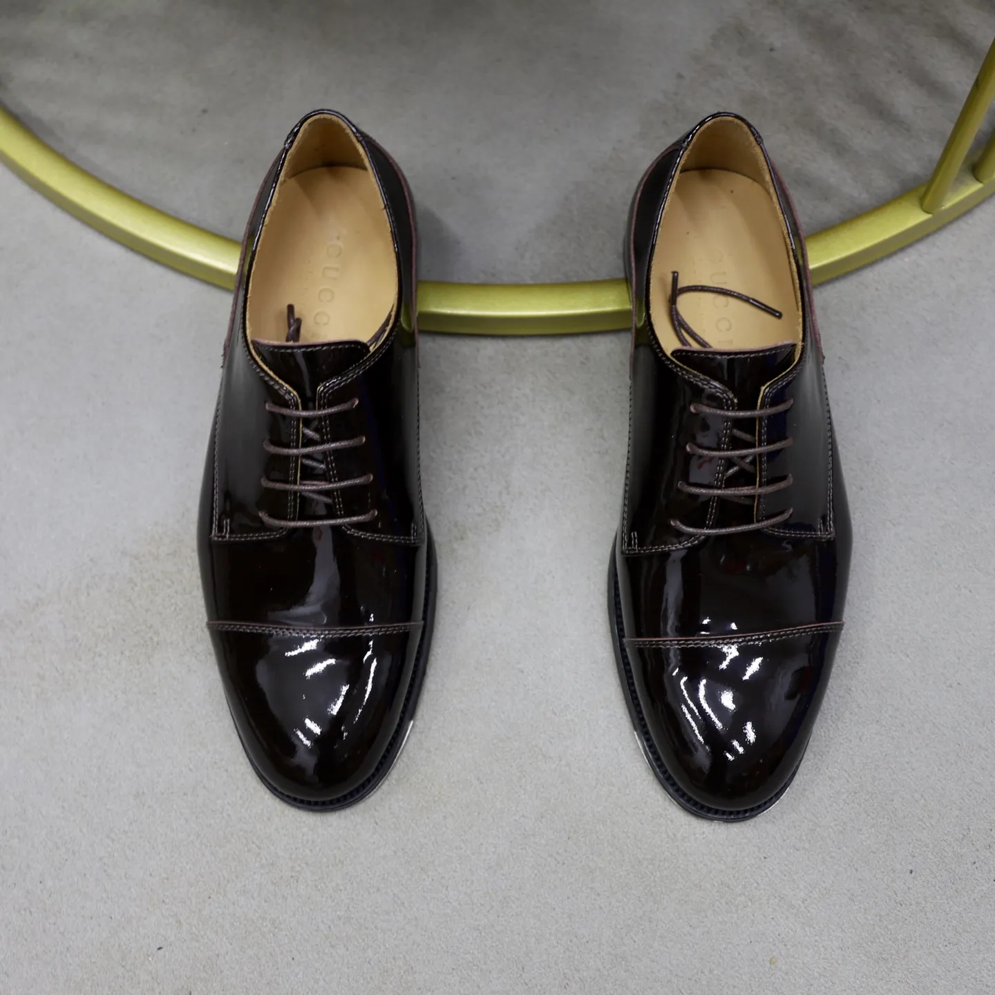 Men's shoes 💰660💰🙅‍♂️🙅‍♂️🙅‍♂️Niuli Brand: Gucci GuCCI Standard code: Men's code 39-44 (45 can be customized) Grade: Same style as the official website Original quality Material: Original cowhide surface Comfortable cowhide lining Original outsole Style category: Men's fashionable casual leather shoes Distinguished big-name luxury elements, top luxury Color: actual picture color